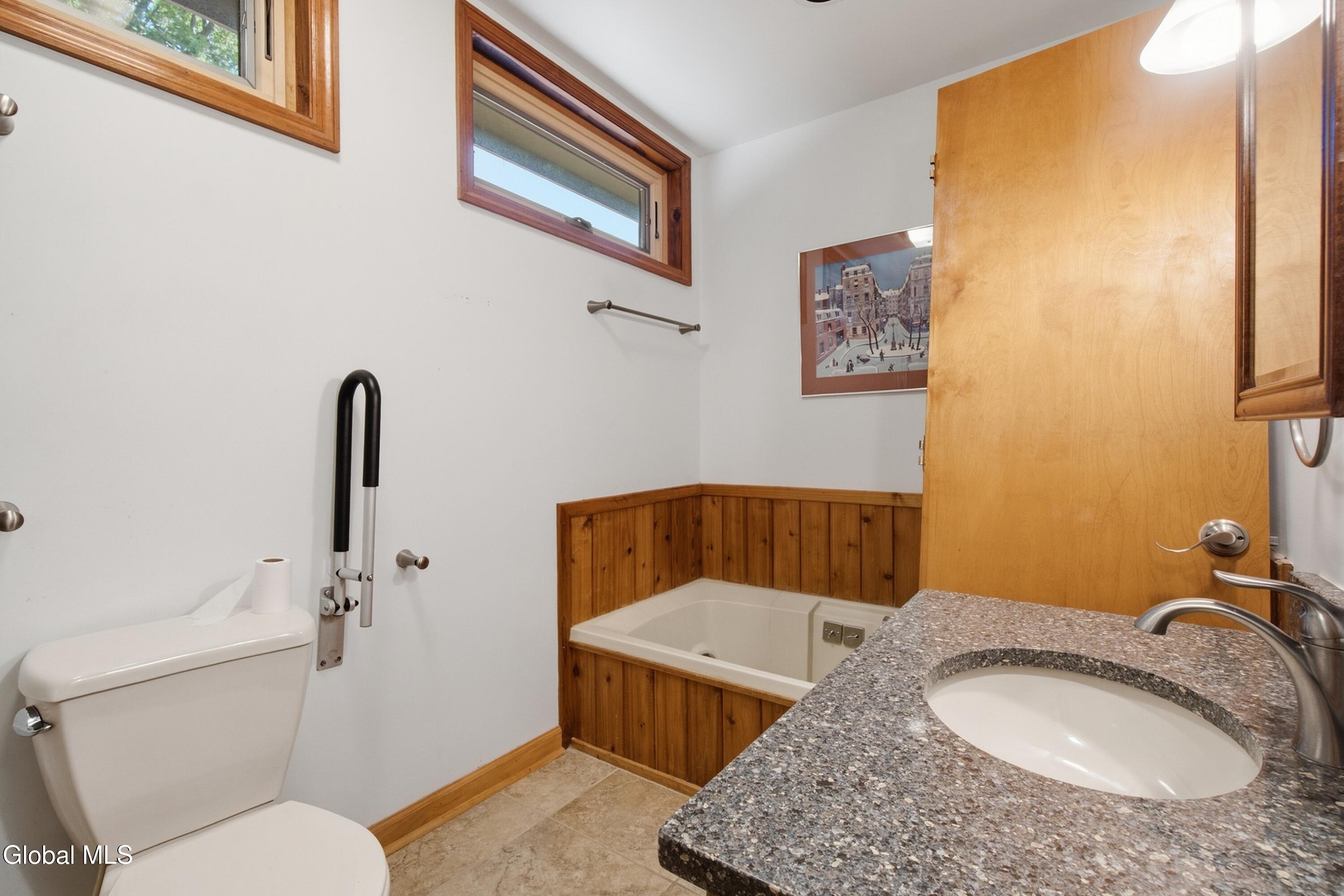 20 W Skyview Drive Cohoes NY 12047