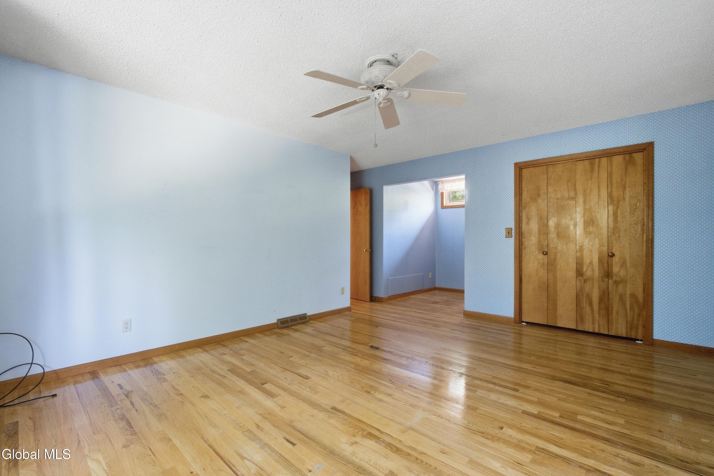 20 W Skyview Drive Cohoes NY 12047