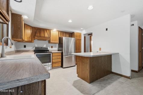20 W Skyview Drive Cohoes NY 12047