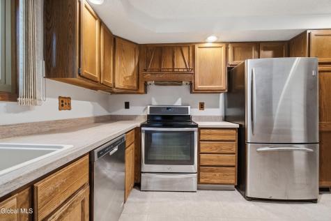 20 W Skyview Drive Cohoes NY 12047