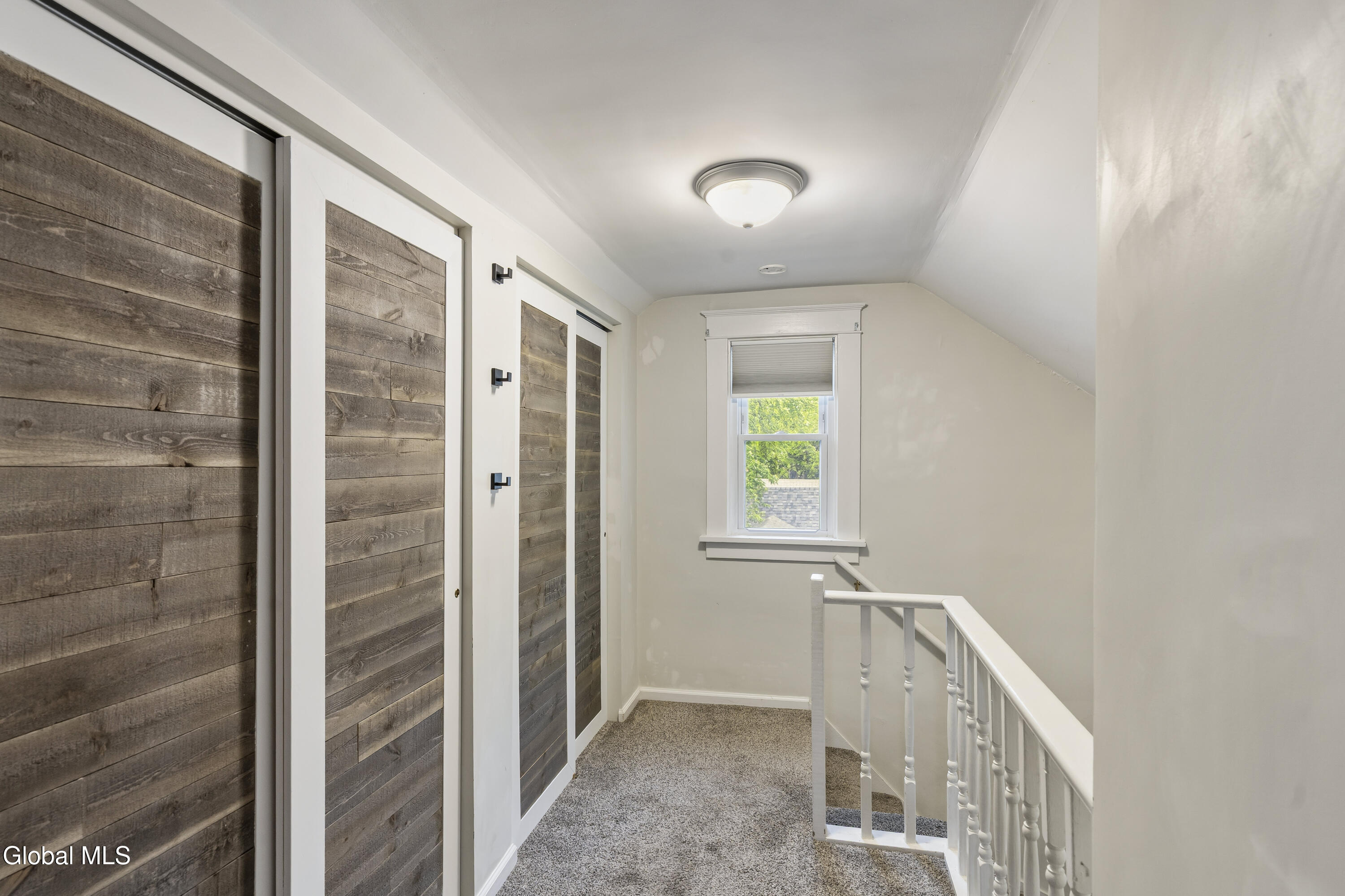 106 Lark Street Schenectady NY 12302