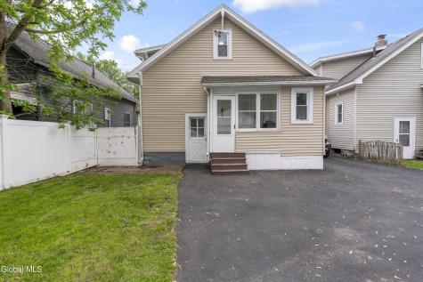 106 Lark Street Schenectady NY 12302