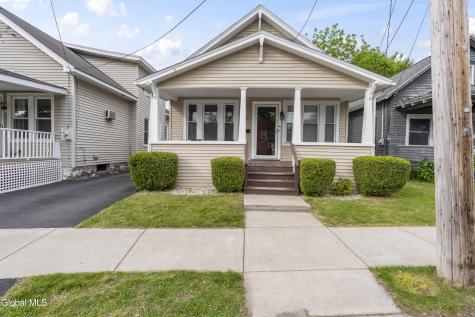 106 Lark Street Schenectady NY 12302