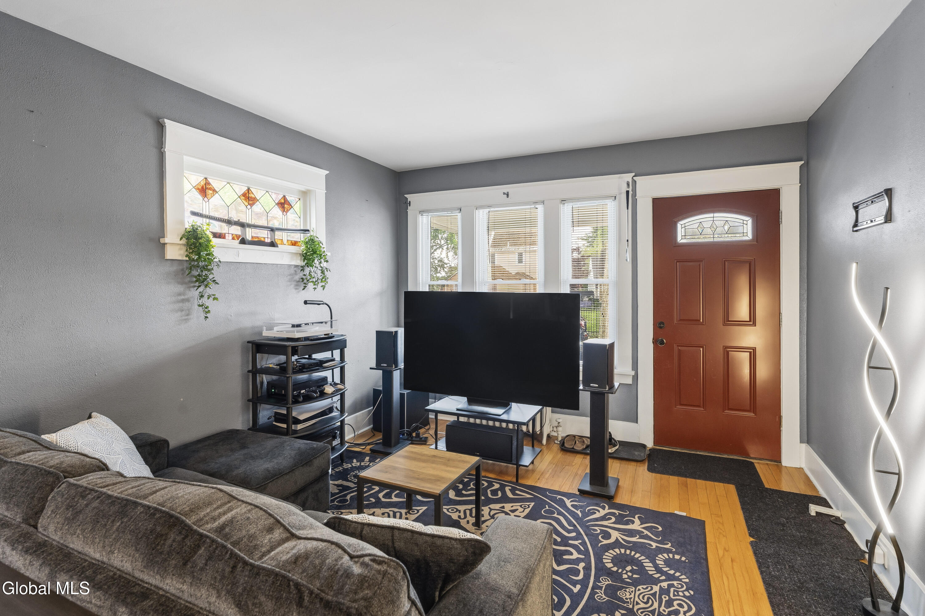 106 Lark Street Schenectady NY 12302