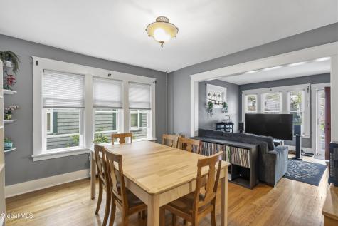 106 Lark Street Schenectady NY 12302