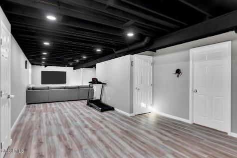 18 Kelly Lane Halfmoon NY 12065