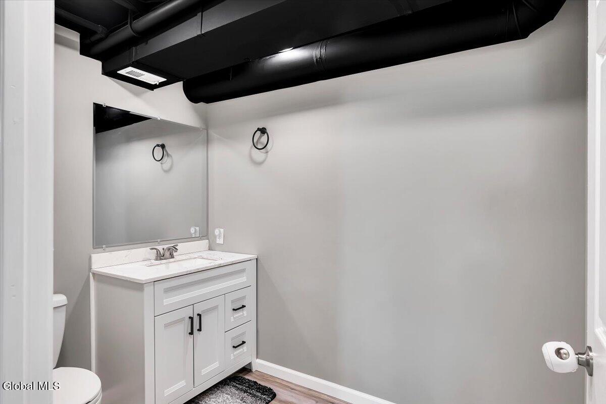 18 Kelly Lane Halfmoon NY 12065