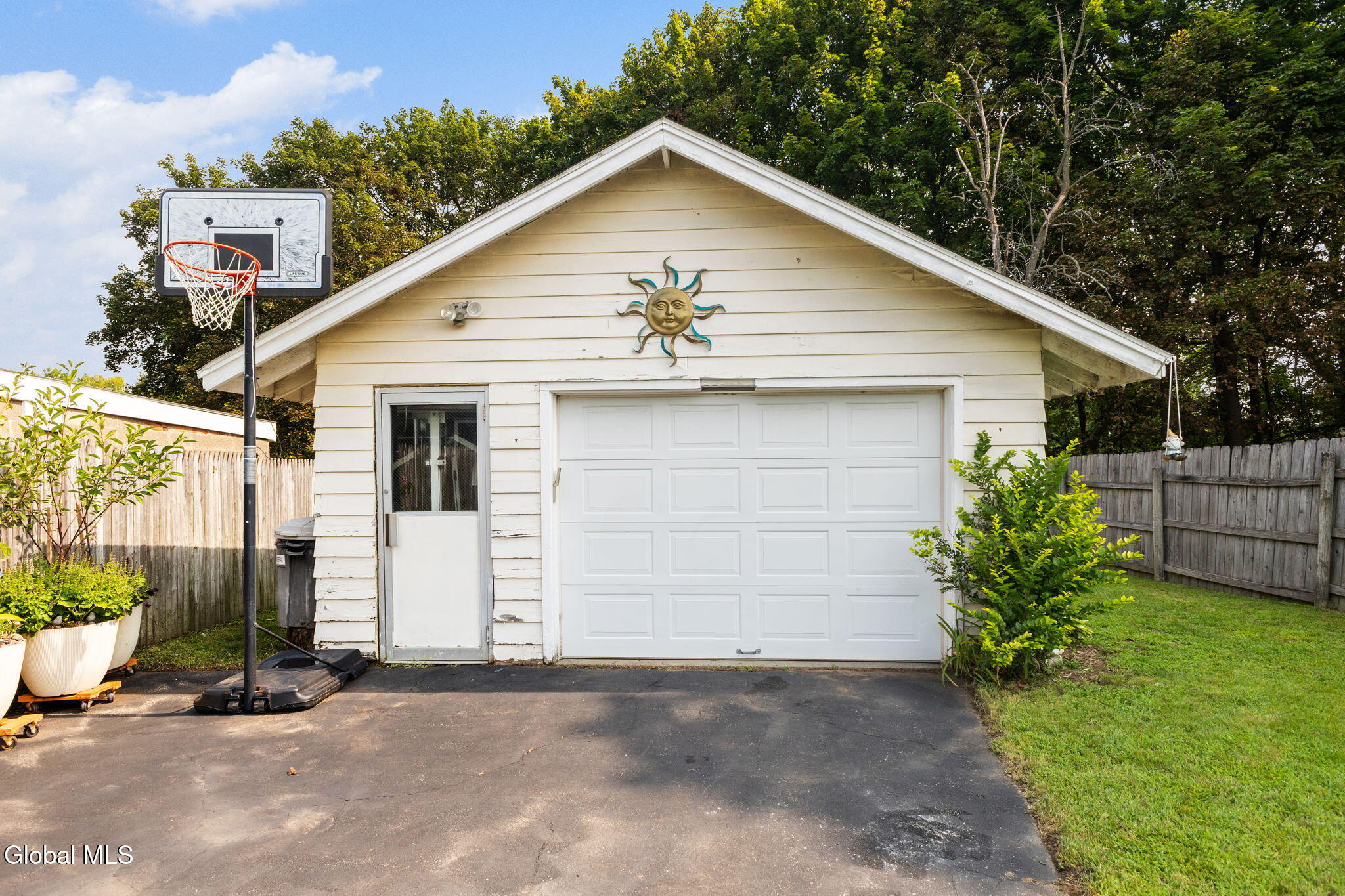 63 Osborne Road Albany NY 12205