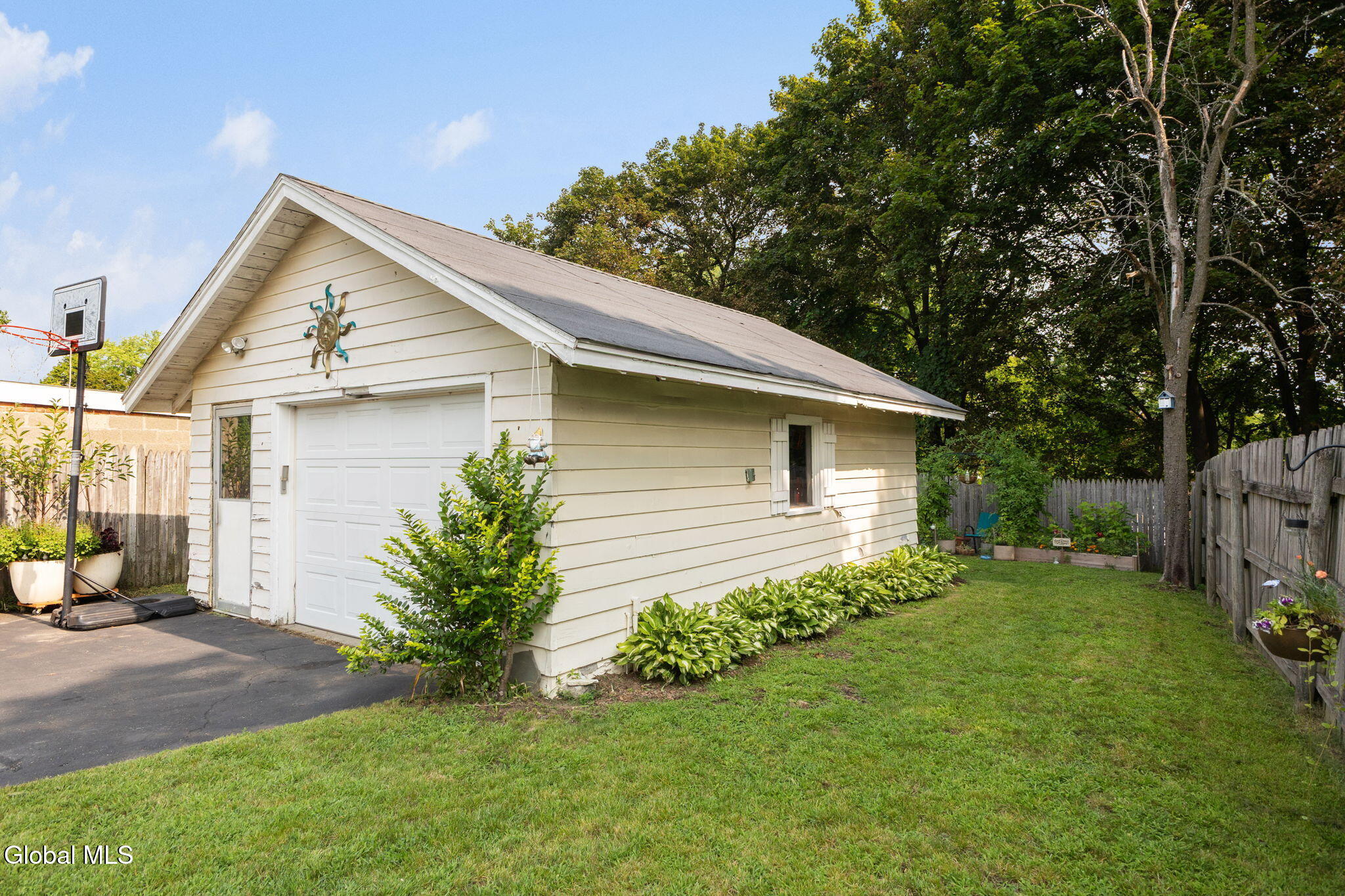 63 Osborne Road Albany NY 12205