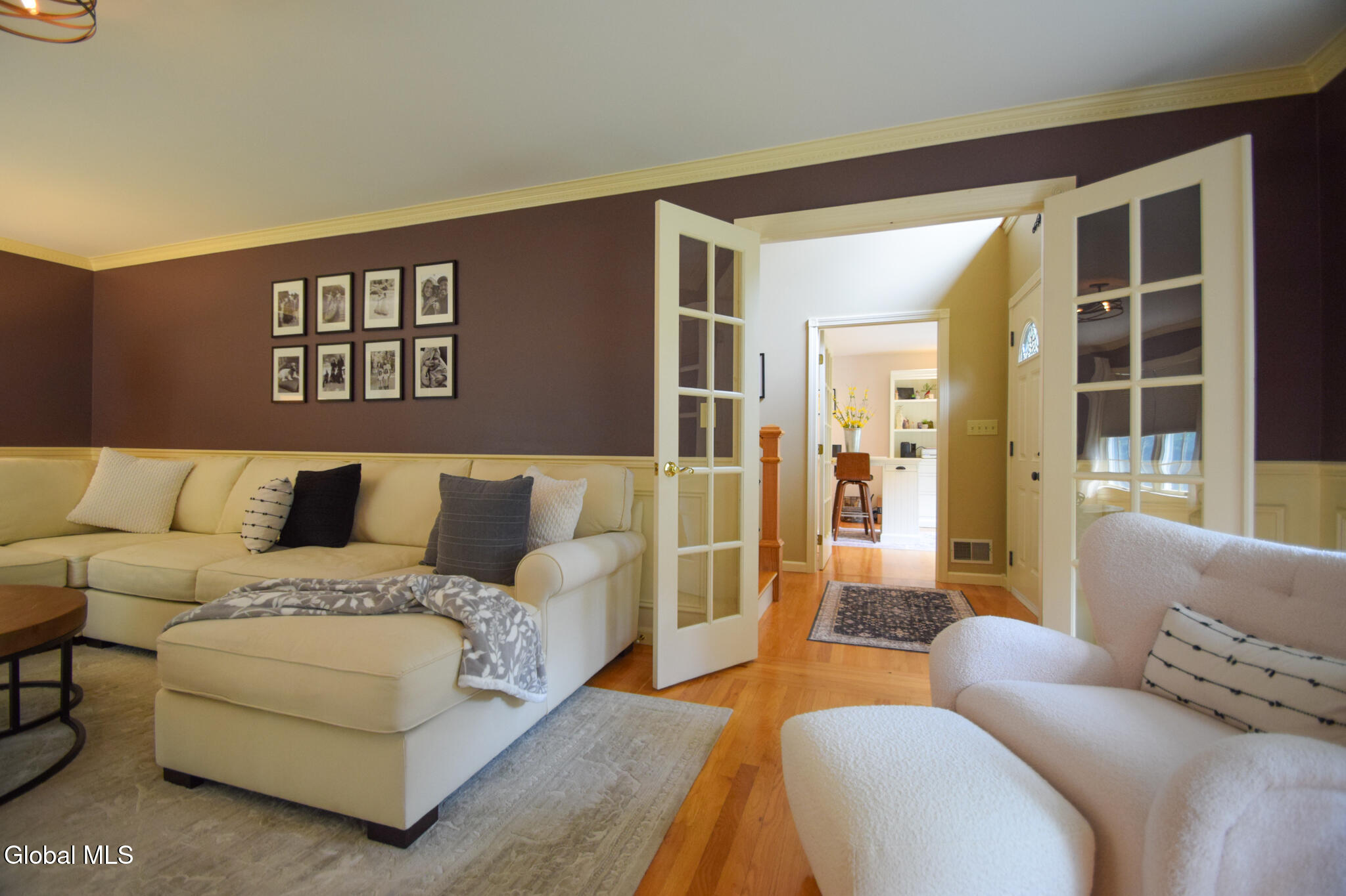 8 Mohawk Trail Queensbury NY 12804