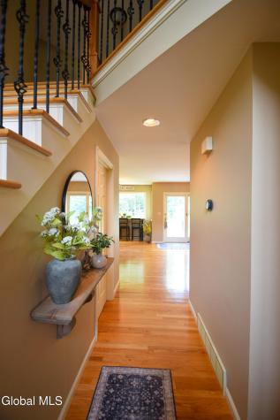 8 Mohawk Trail Queensbury NY 12804
