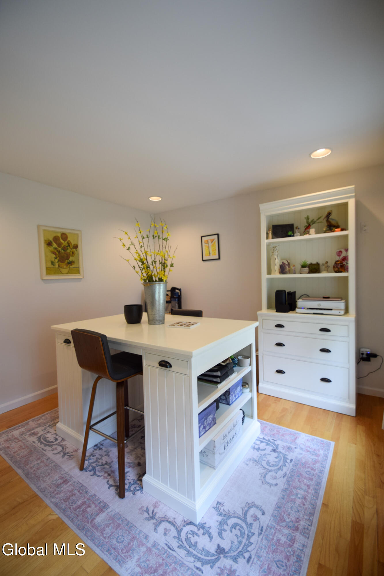 8 Mohawk Trail Queensbury NY 12804