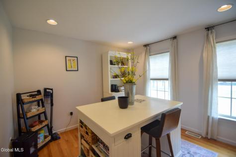 8 Mohawk Trail Queensbury NY 12804