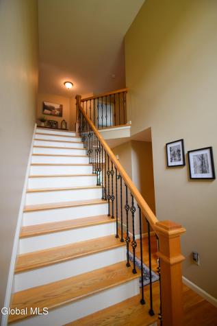 8 Mohawk Trail Queensbury NY 12804