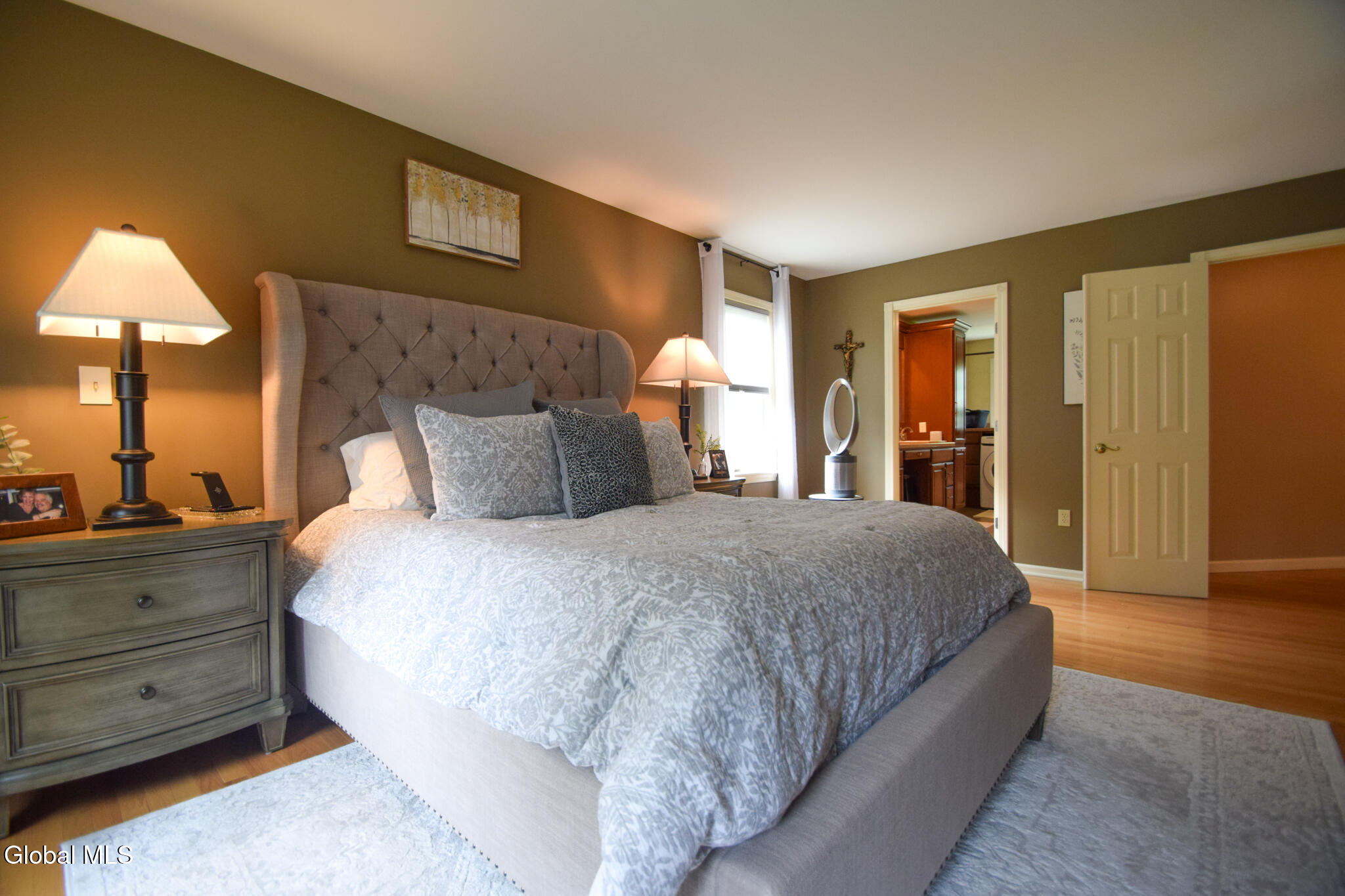 8 Mohawk Trail Queensbury NY 12804