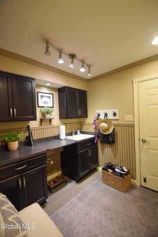 8 Mohawk Trail Queensbury NY 12804