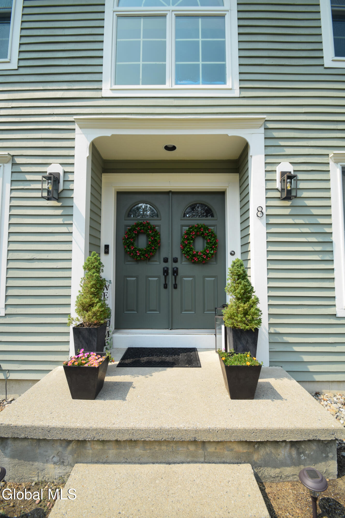 8 Mohawk Trail Queensbury NY 12804