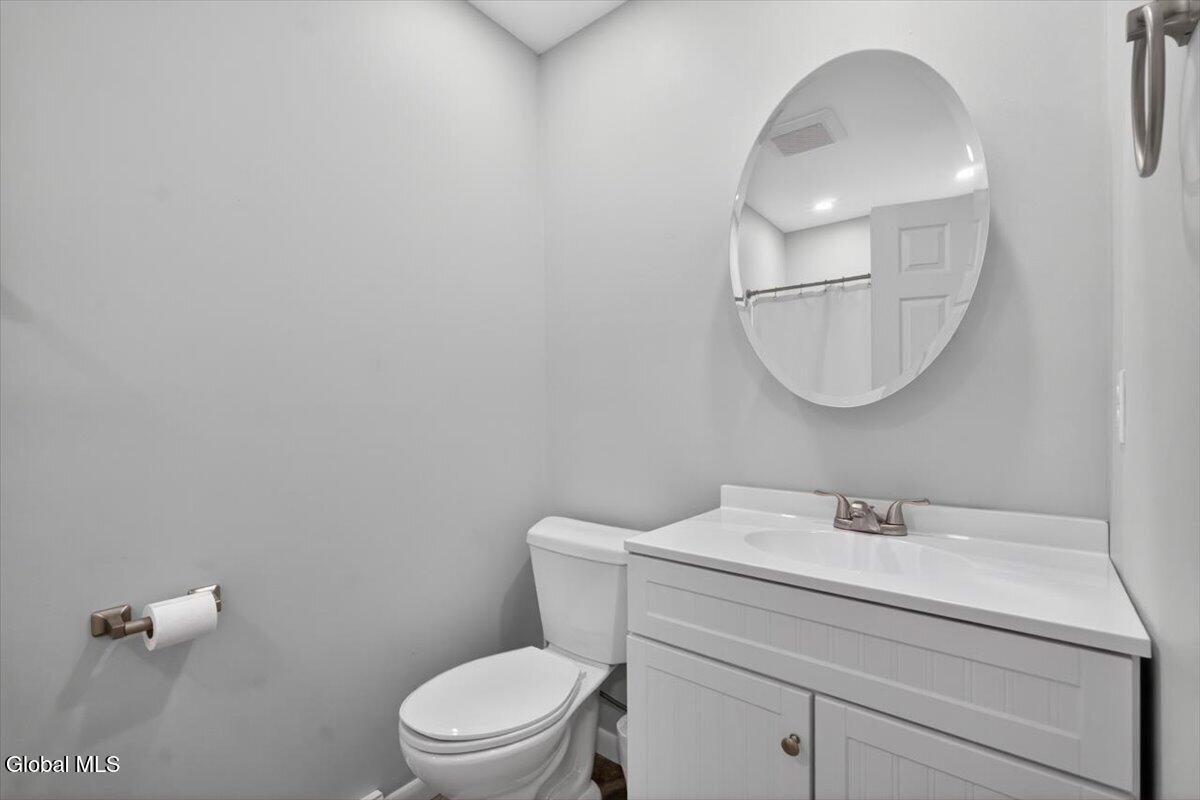 11 Dania Drive Hagaman NY 12086