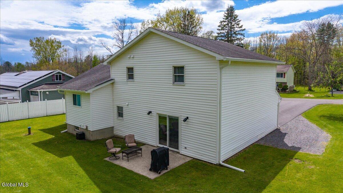 11 Dania Drive Hagaman NY 12086