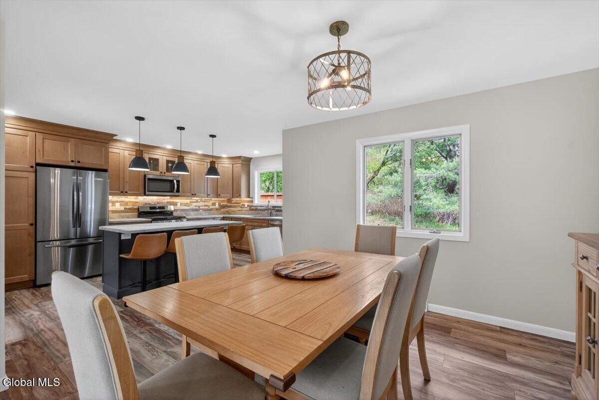 11 Dania Drive Hagaman NY 12086