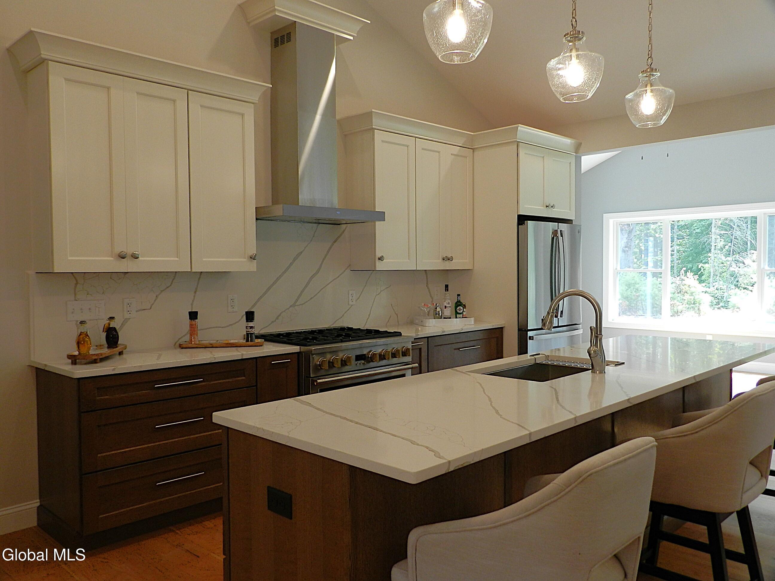 59 Dean Thomas Way Queensbury NY 12804