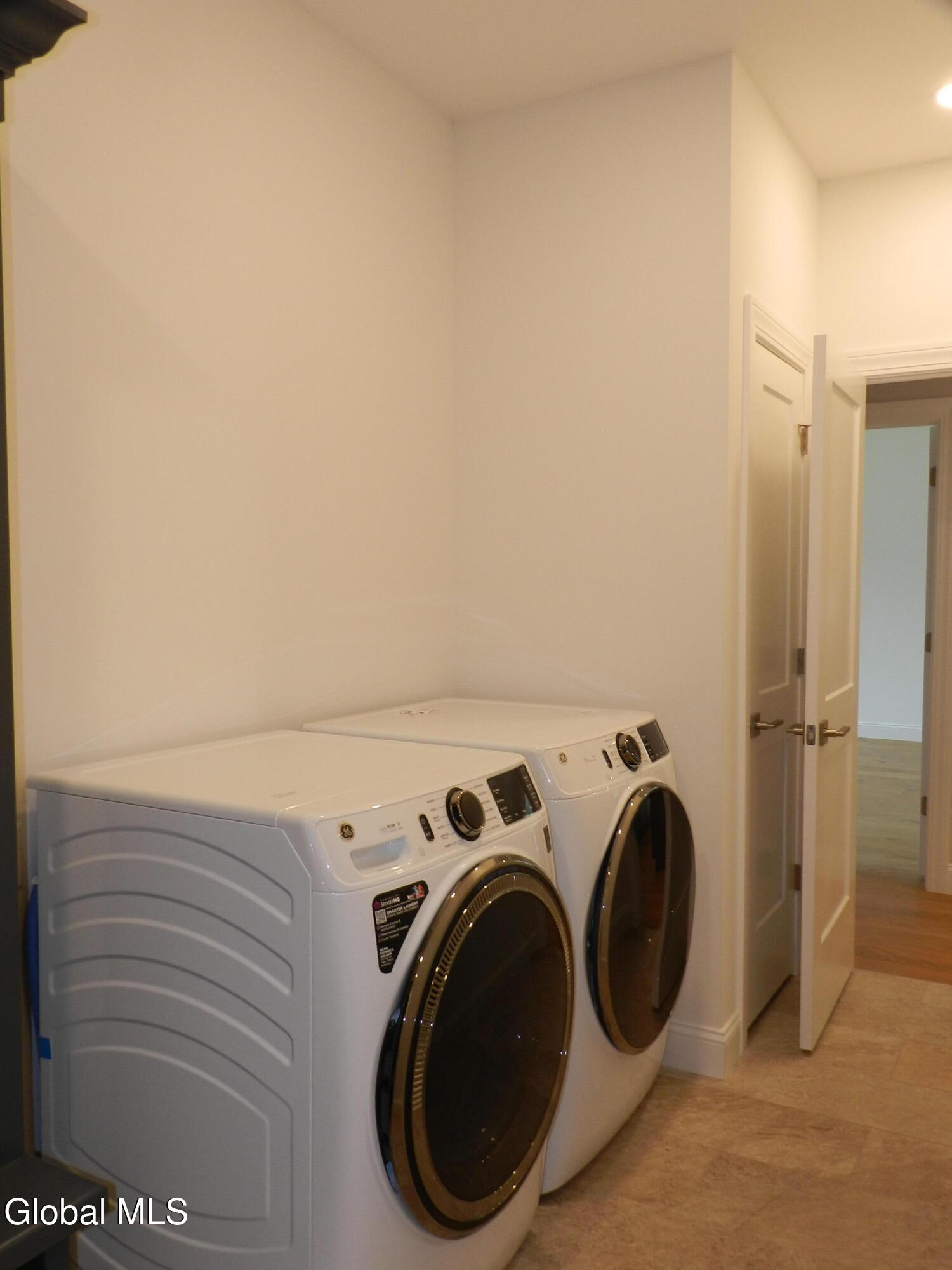 59 Dean Thomas Way Queensbury NY 12804