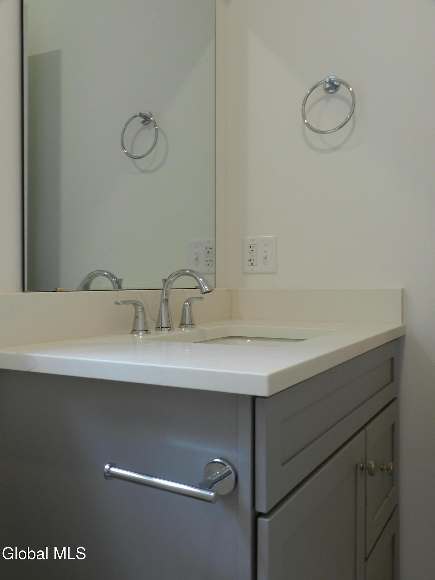 59 Dean Thomas Way Queensbury NY 12804