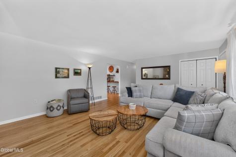 521 Russell Road Albany NY 12203