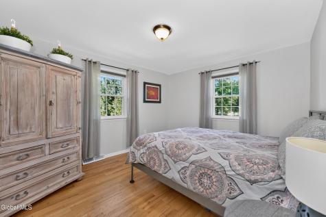 521 Russell Road Albany NY 12203