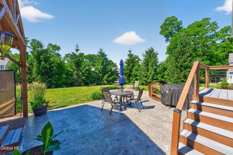521 Russell Road Albany NY 12203