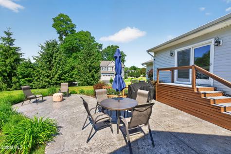 521 Russell Road Albany NY 12203