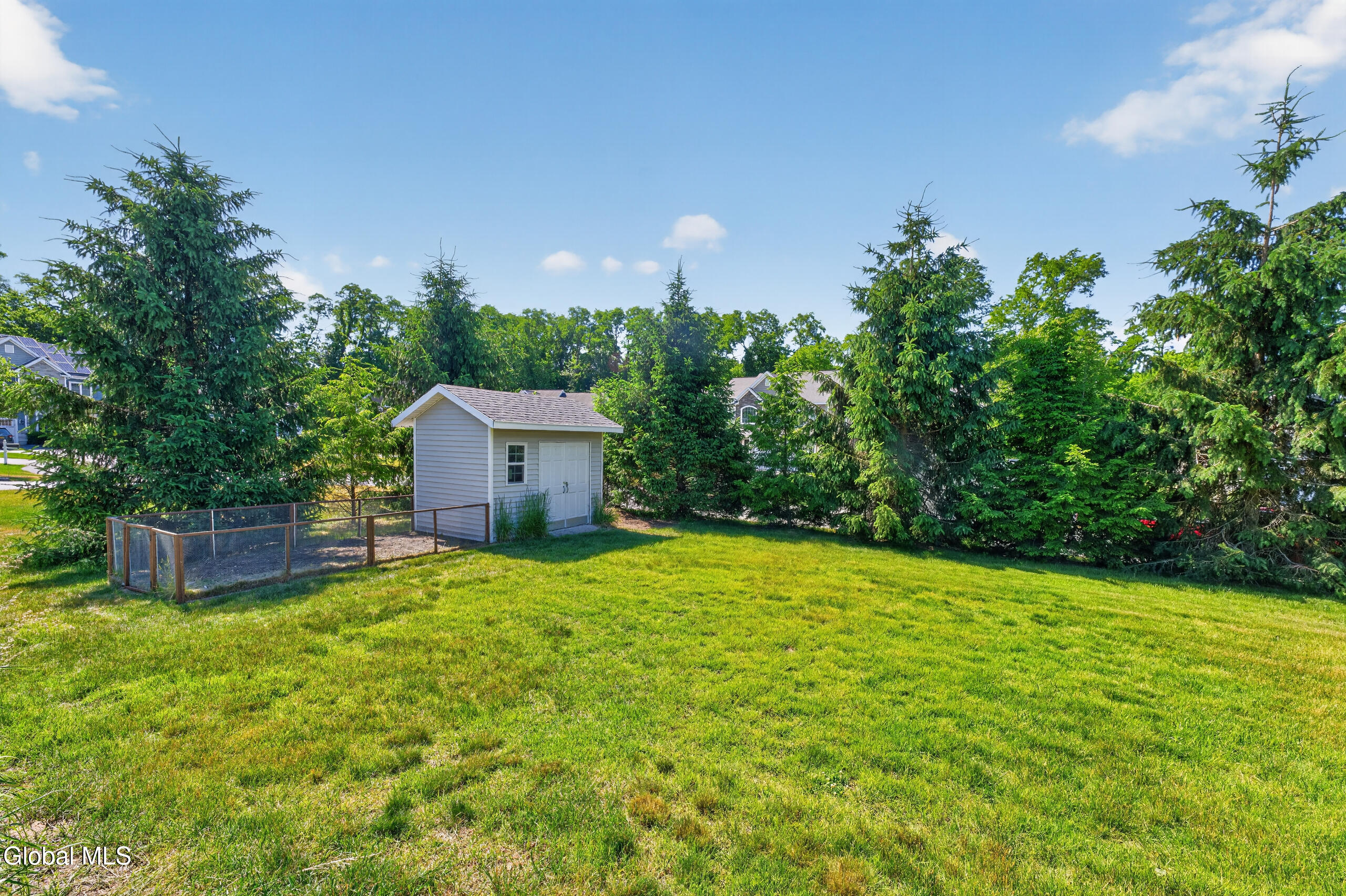 521 Russell Road Albany NY 12203
