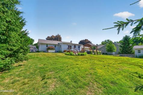 521 Russell Road Albany NY 12203