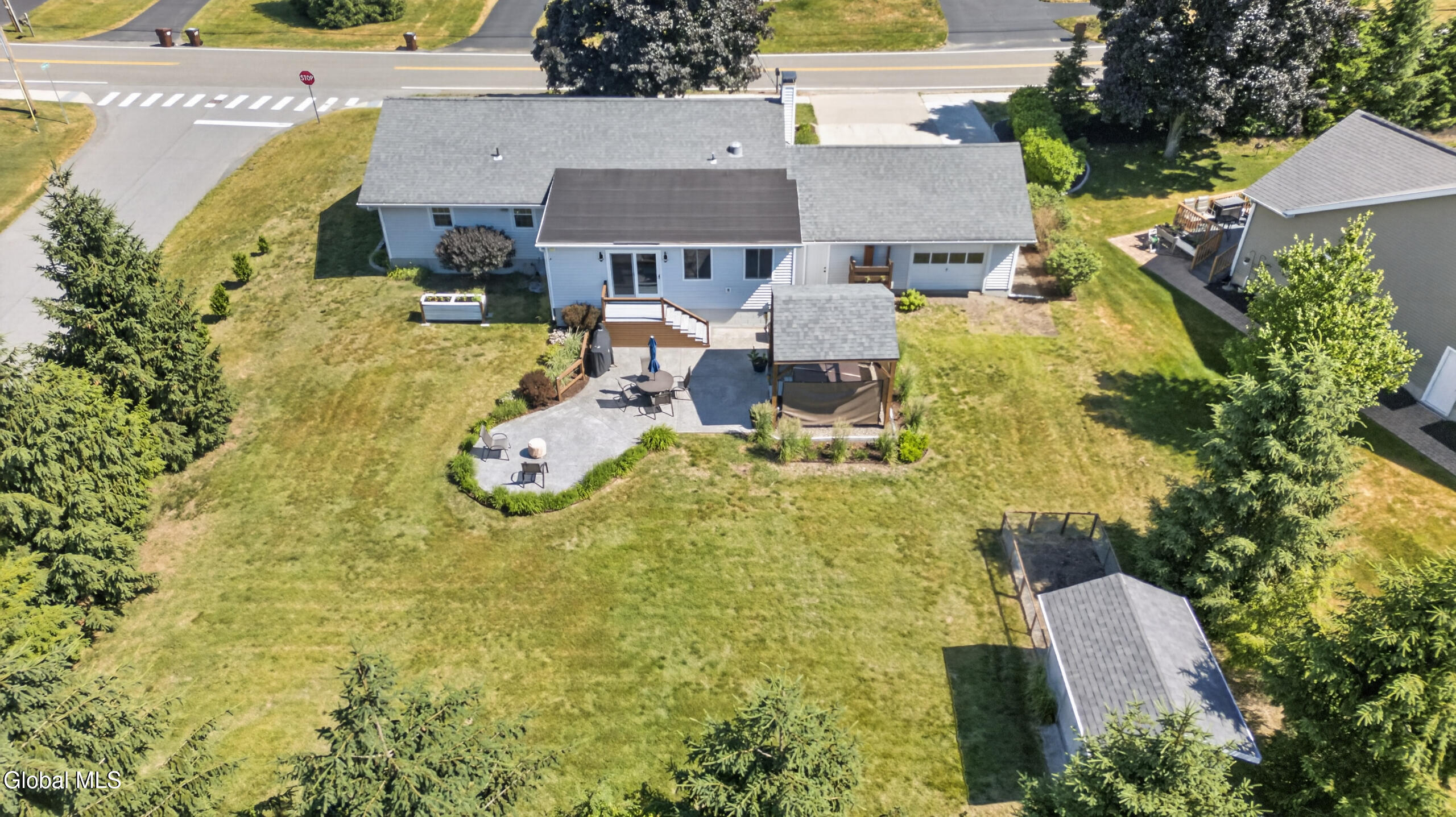 521 Russell Road Albany NY 12203