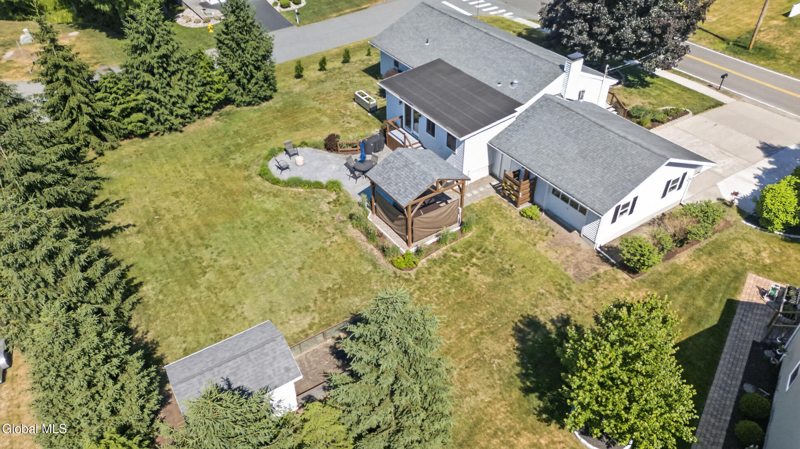 521 Russell Road Albany NY 12203