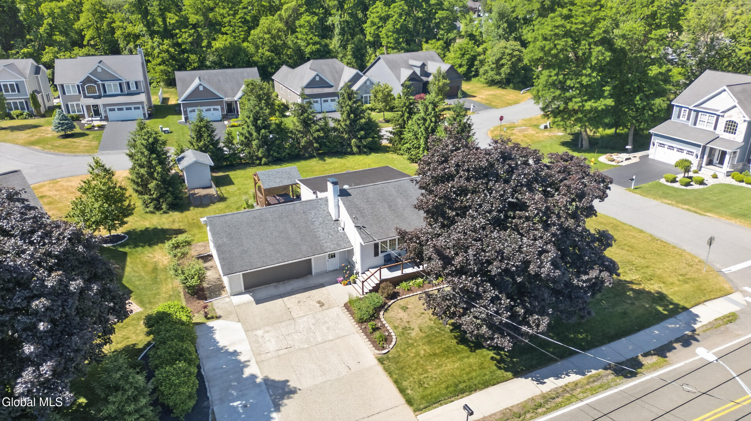 521 Russell Road Albany NY 12203