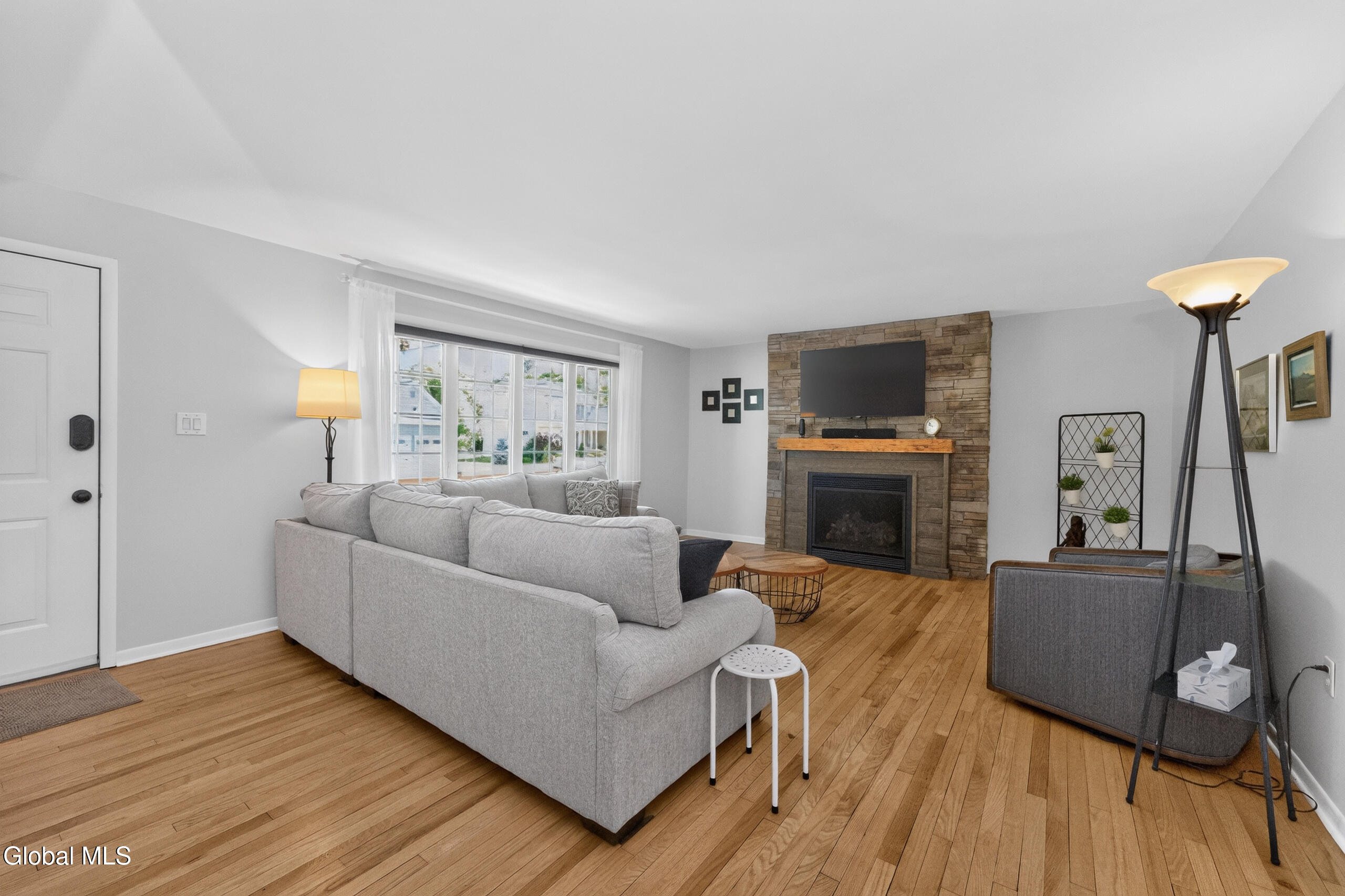 521 Russell Road Albany NY 12203