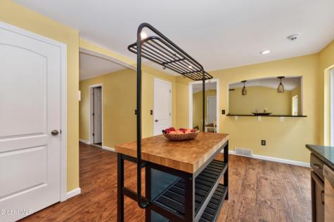 287 Vley Road Glenville NY 12302