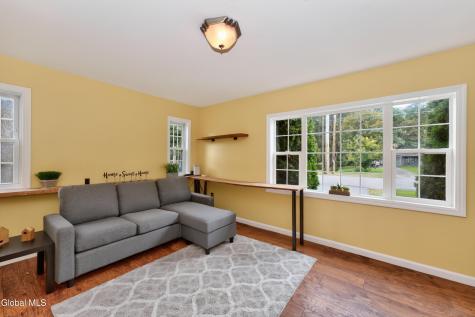 287 Vley Road Glenville NY 12302