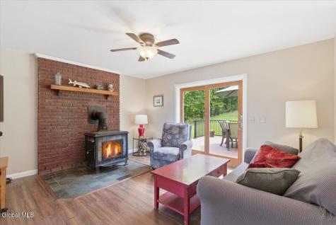 292 Mammoth Spring Road Rensselaer NY 12144