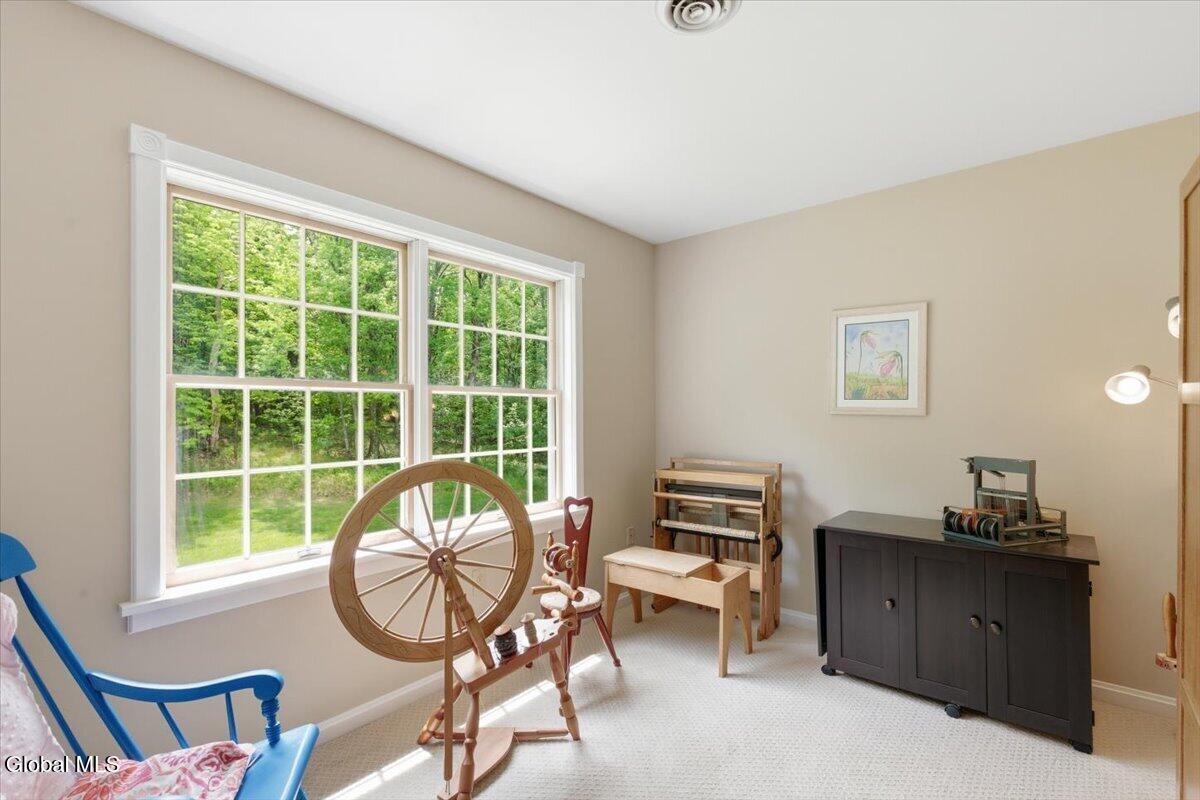292 Mammoth Spring Road Rensselaer NY 12144