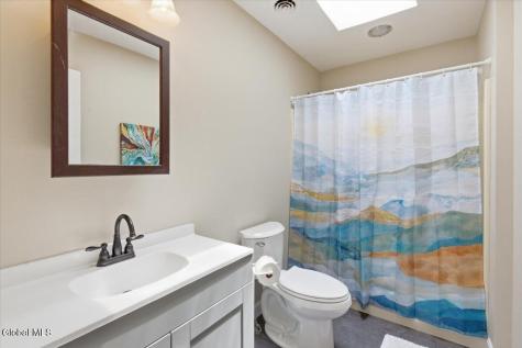 292 Mammoth Spring Road Rensselaer NY 12144