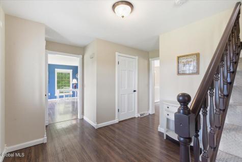292 Mammoth Spring Road Rensselaer NY 12144