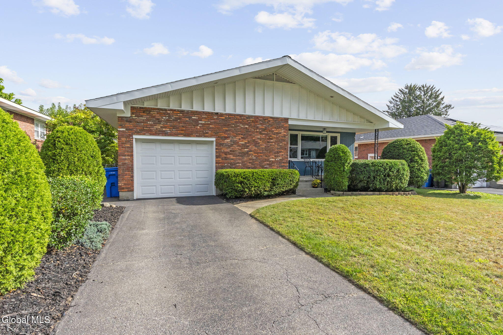 81 Hawthorne Avenue Albany NY 12203