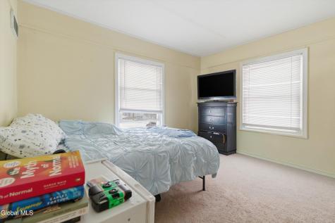 19 Kenworthy Avenue Glens Falls NY 12801