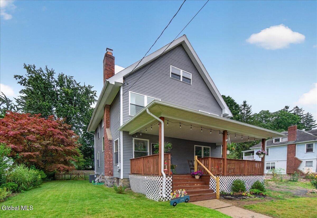37 Ray Street Niskayuna NY 12309
