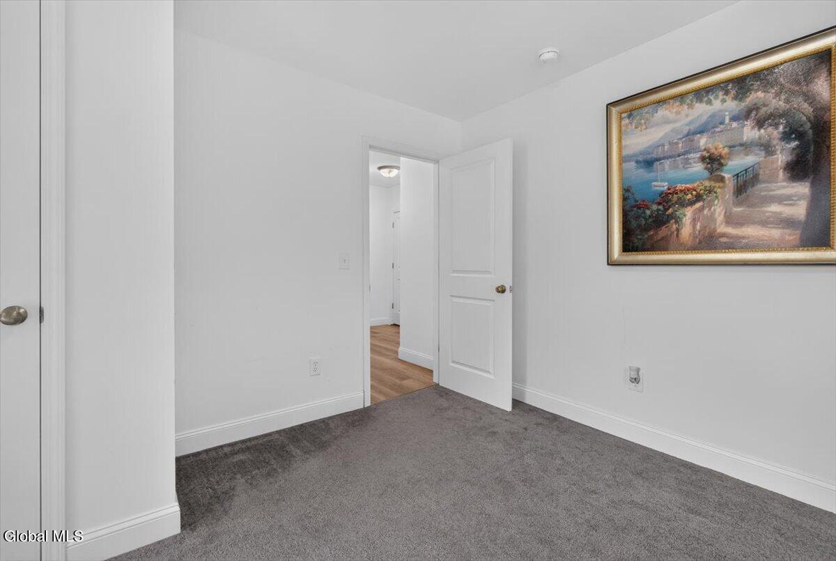 37 Ray Street Niskayuna NY 12309