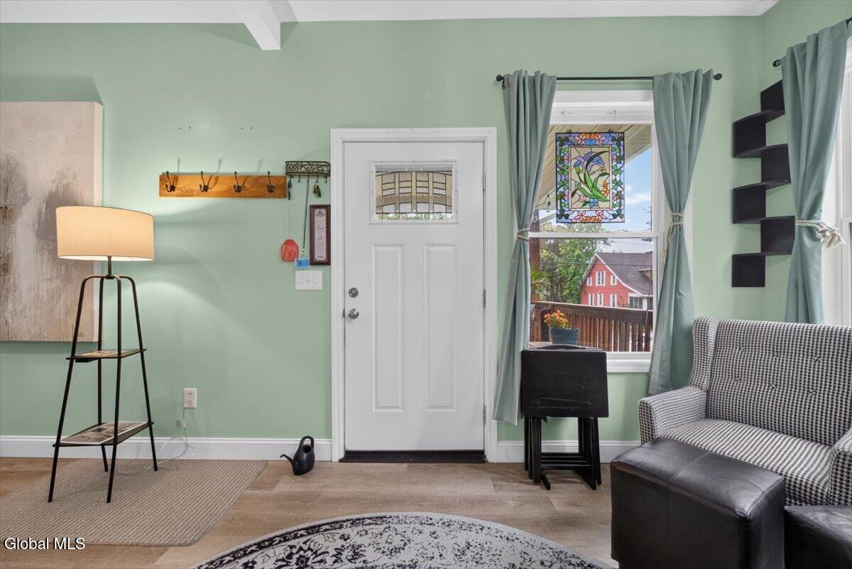 37 Ray Street Niskayuna NY 12309
