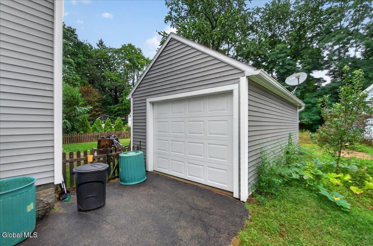 37 Ray Street Niskayuna NY 12309
