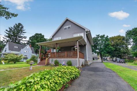 37 Ray Street Niskayuna NY 12309